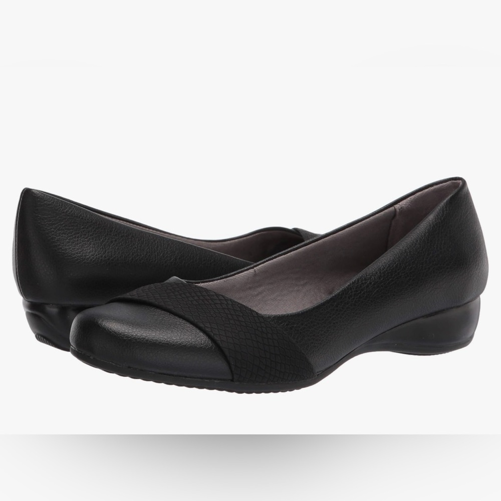 Life Stride Black Women's Loafers